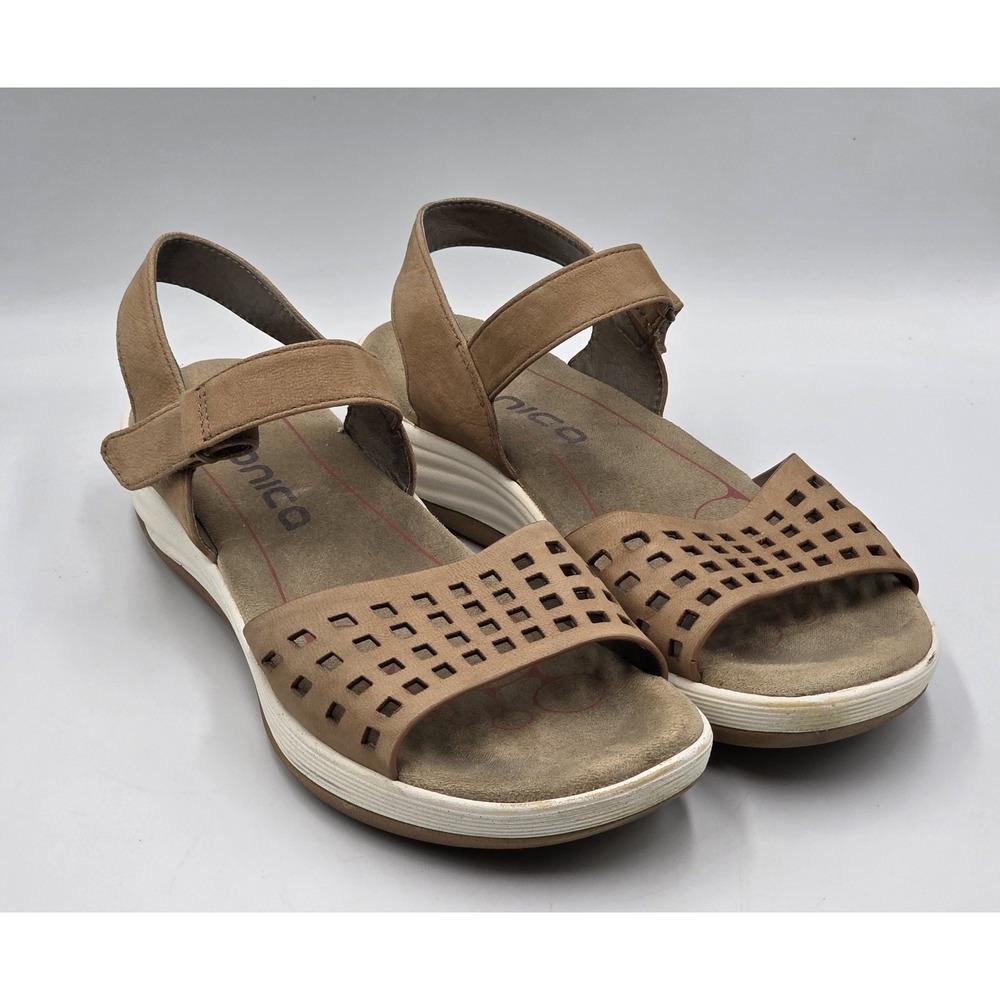 Bionica Norcross Brown Leather Comfort Sandals Ankle Strap Perforated 7.5M